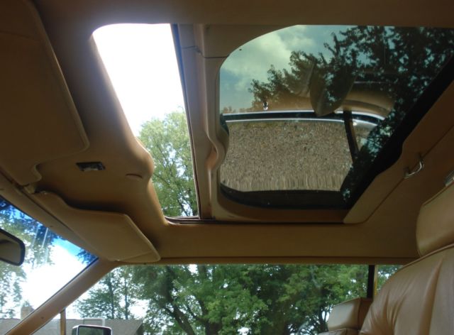 1975 Lincoln Mark Series Gold Luxury Group - photo 11