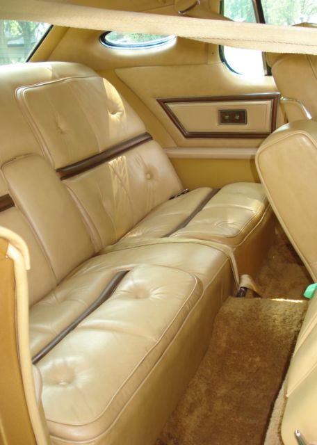 1975 Lincoln Mark Series Gold Luxury Group - photo 4