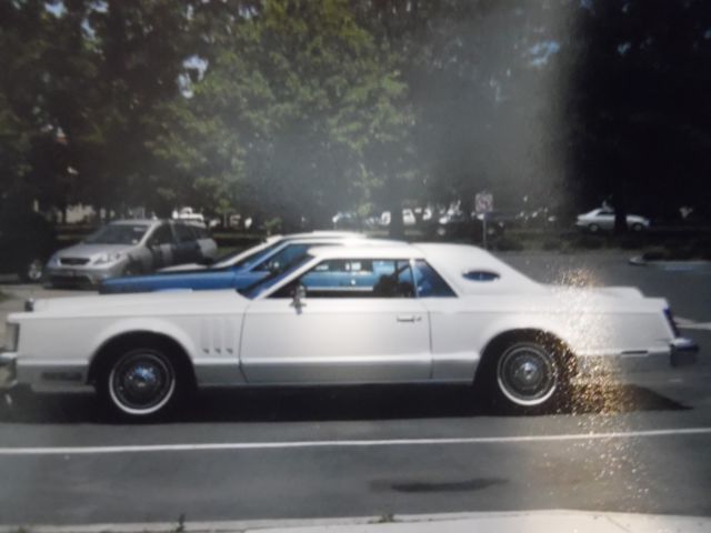 1977 Lincoln Mark Series - photo 4