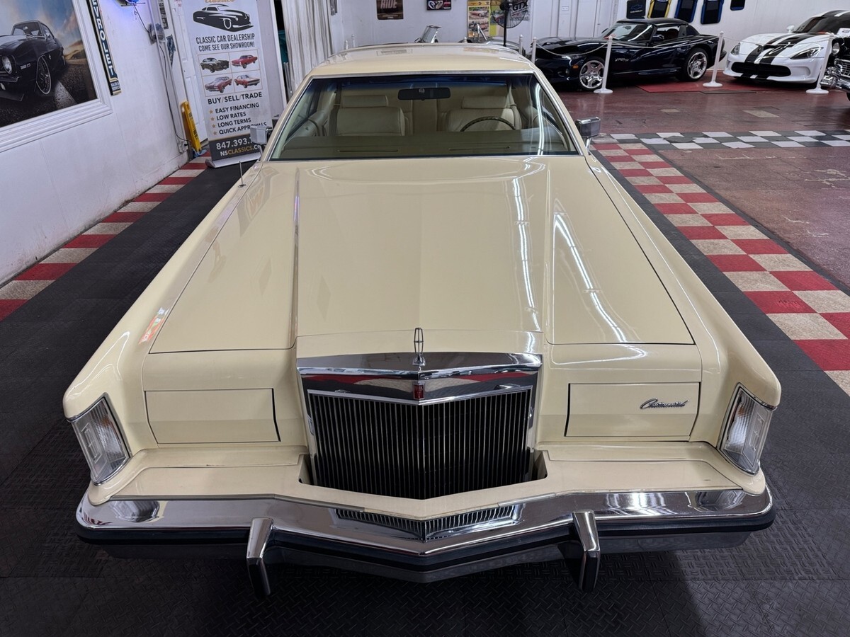 1979 Lincoln Mark Series - VERY LOW MILES - CLEAN SOUTHERN CAR -SEE VIDEO - photo 5