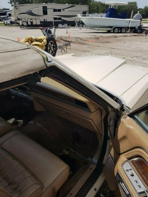 1983 Lincoln Mark Series Convertible - photo 7