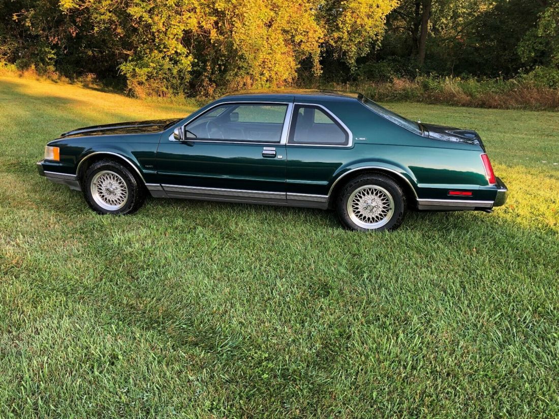 Lincoln Mark VII Deep Jewel Green Metallic Moonroof, Original Paint 1992 1992 Lincoln Mark Series