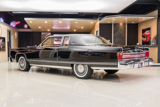 1977 Lincoln Continental Town Coupe - photo 13