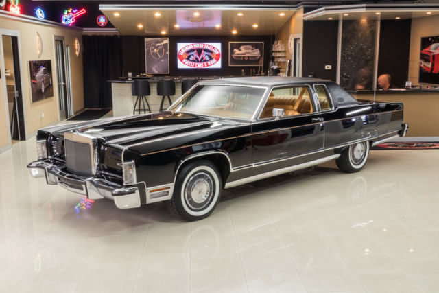 1977 Lincoln Continental Town Coupe - photo 4