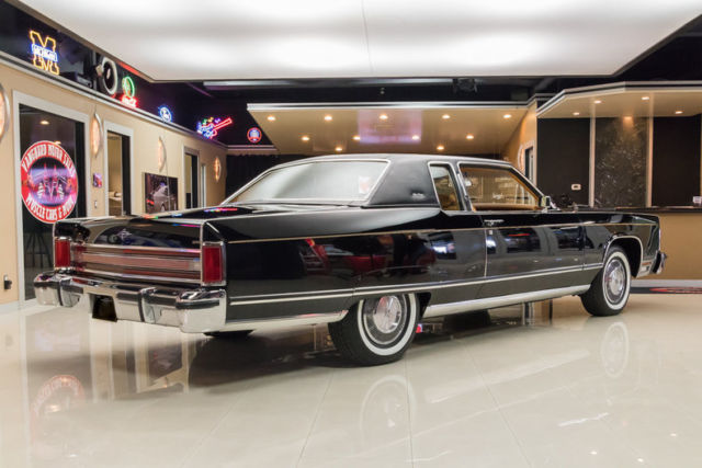 1977 Lincoln Continental Town Coupe - photo 9