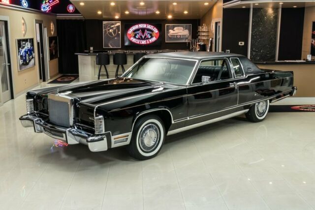 1977 Lincoln Continental Town Coupe - photo 5