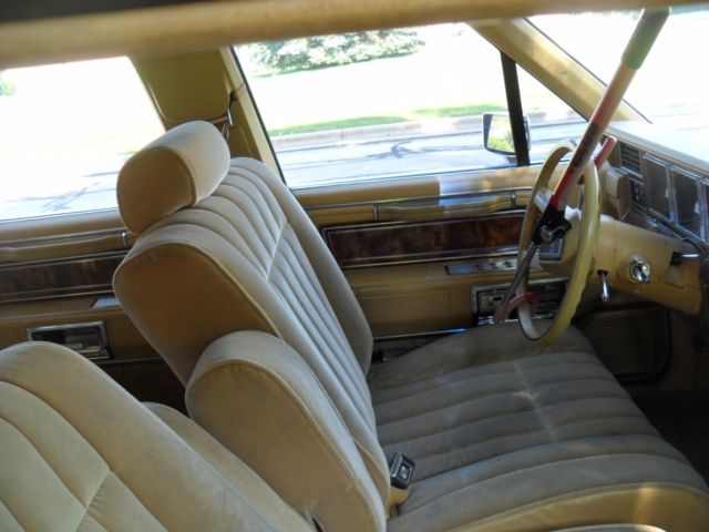1984 Lincoln Town Car - photo 8