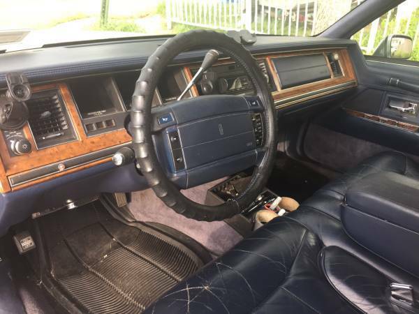 1994 Lincoln Town Car - photo 3