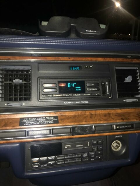 1994 Lincoln Town Car - photo 8