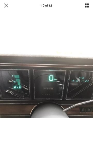 1988 Lincoln Town Car Signature series - photo 10