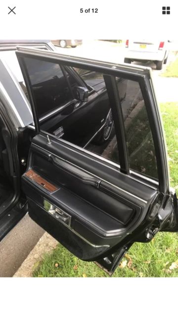 1988 Lincoln Town Car Signature series - photo 9