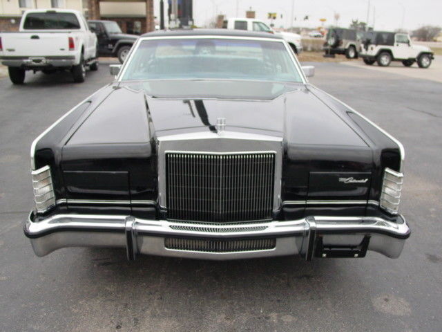 1979 Lincoln Town Car - photo 2