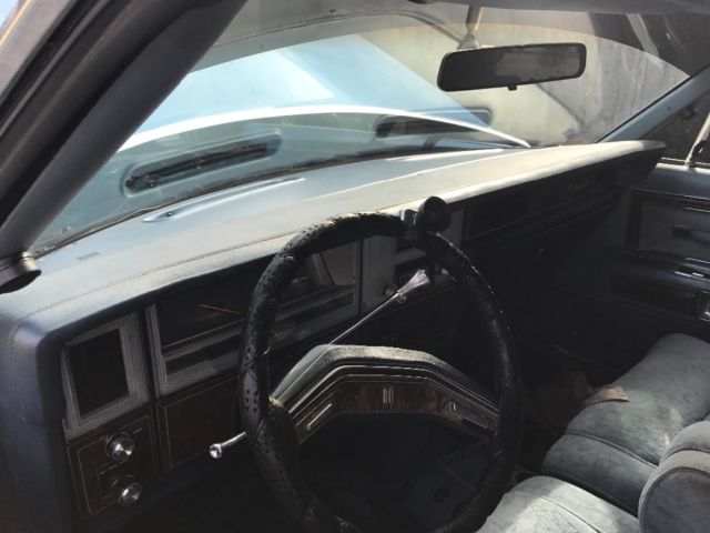 1978 Lincoln Continental town car - photo 2