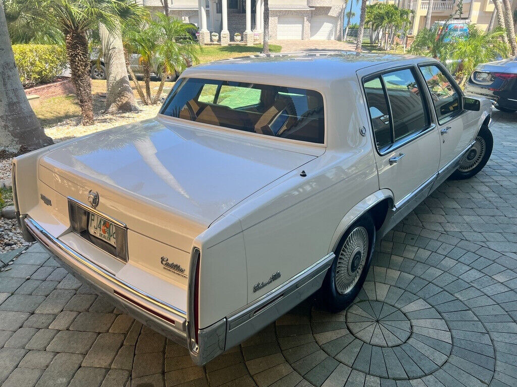 1992 Cadillac DeVille 4.9L V8 - 80K LOW MILES - RARE FIND - BEST DEAL ON EBAY! - photo 5