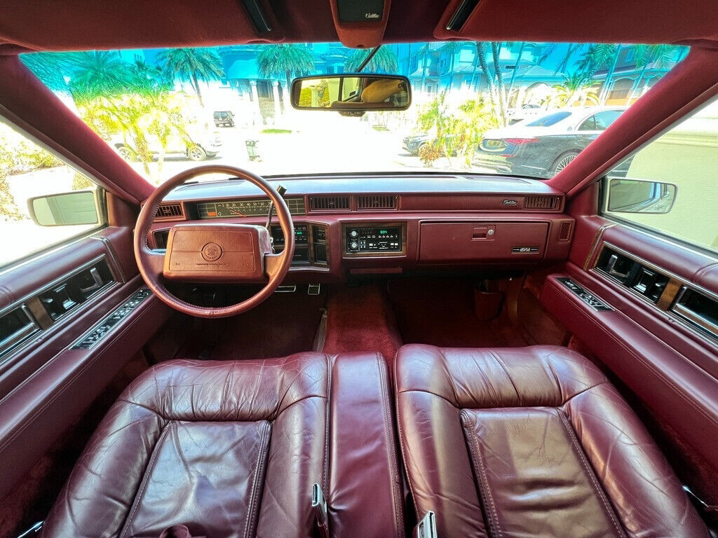 1992 Cadillac DeVille 4.9L V8 - 80K LOW MILES - RARE FIND - BEST DEAL ON EBAY! - photo 9