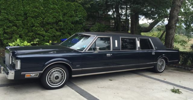 Lincoln Town Car Executive Classic Lomousine 1986 Lincoln Town Car 4dr Sedan Ex