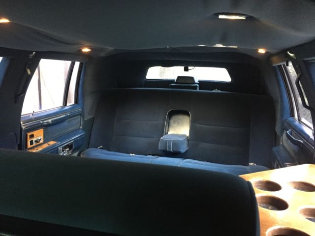 1986 Lincoln Town Car 4dr Sedan Ex - photo 5
