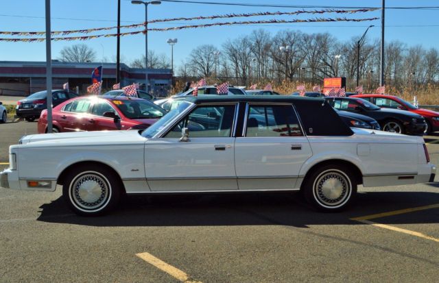 1988 Lincoln Town Car TOWNCAR - photo 4