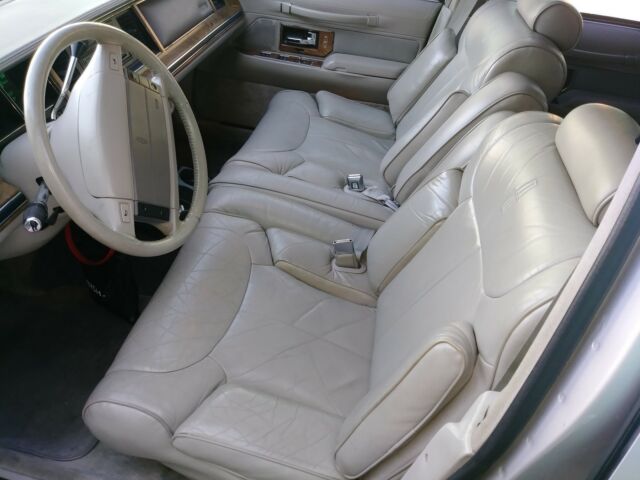 1991 Lincoln Town Car Signature - photo 3