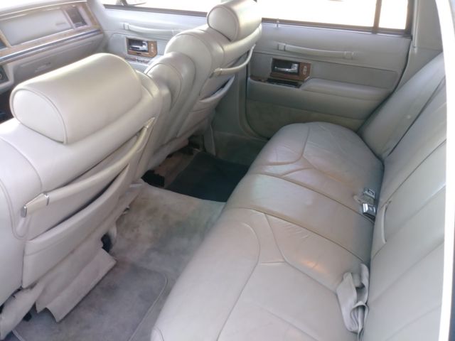 1991 Lincoln Town Car Signature - photo 7