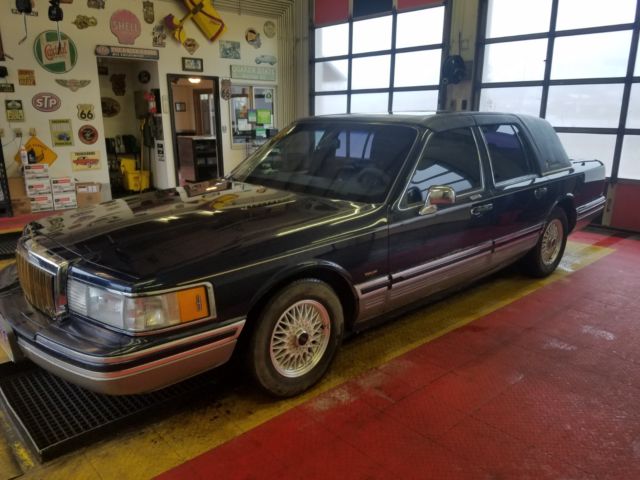 Lincoln Town Car Signature Series Presidential Edition 1991 Lincoln Town Car Signature Series