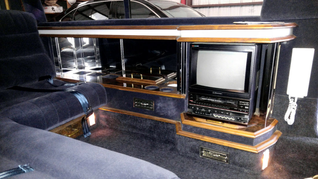 1989 Lincoln Town Car - photo 5