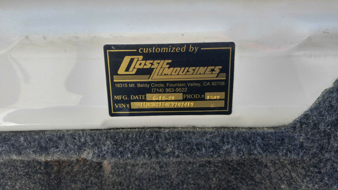 1989 Lincoln Town Car - photo 8