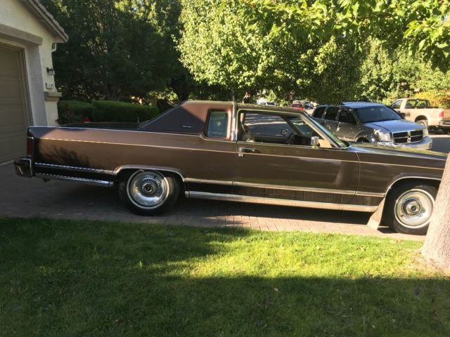 1978 Lincoln Other Town Coupe - photo 2