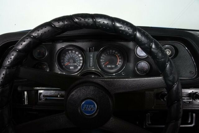 1977 Chevrolet Camaro LT - photo 2