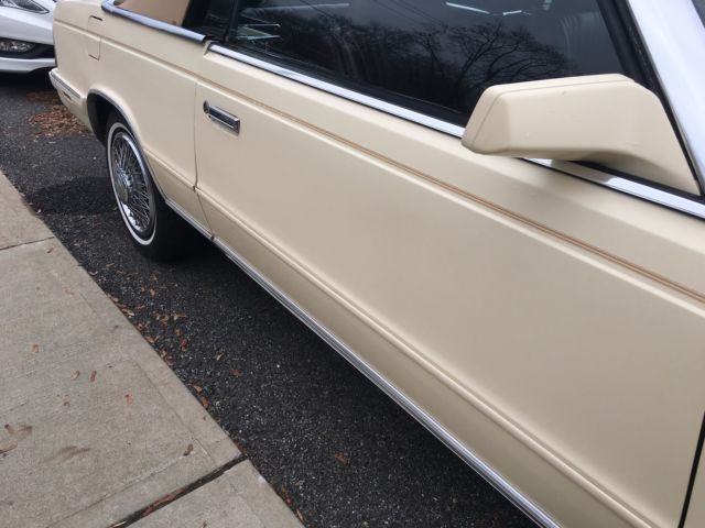 1986 Chrysler LeBaron Convertible - photo 9