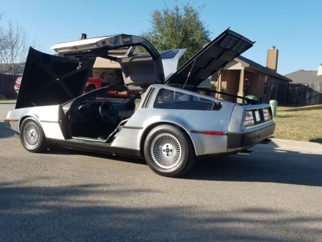 1981 DeLorean - photo 3