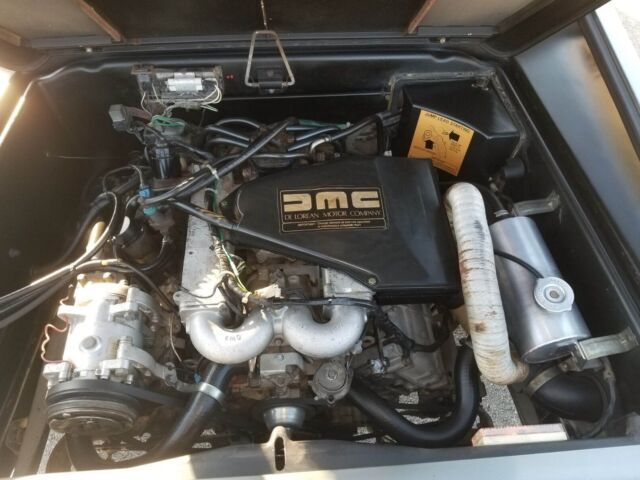 1981 DeLorean - photo 8
