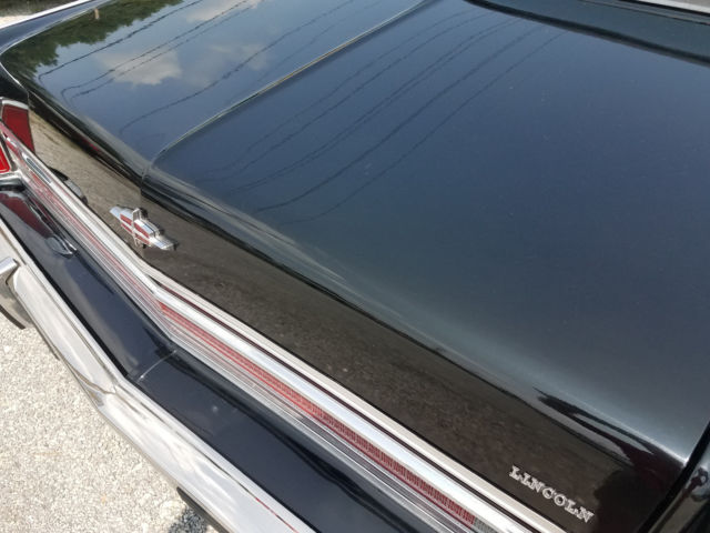1977 Lincoln Town Car - photo 10