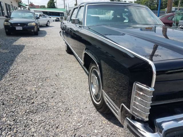 1977 Lincoln Town Car - photo 5