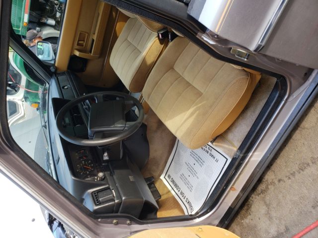 1990 Volvo 240 DL - photo 4