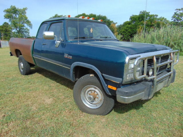 1993 Dodge Ram 3500 LE - photo 3