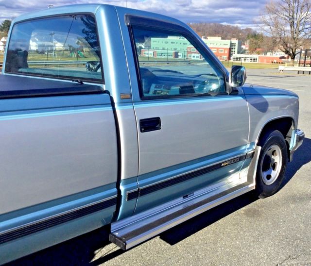 1989 Chevrolet C/K Pickup 1500 SILVERADO - photo 6