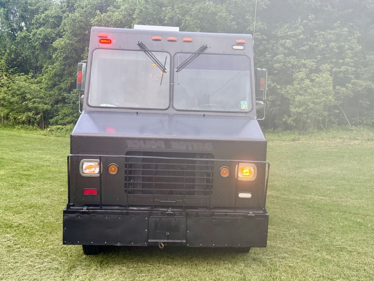 1989 International Harvester 1652SC - photo 2