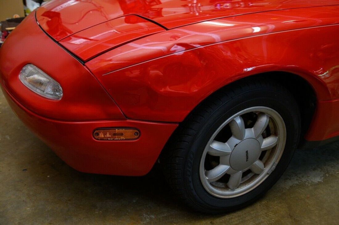 1990 Mazda MX-5 Miata Hardtop - photo 11