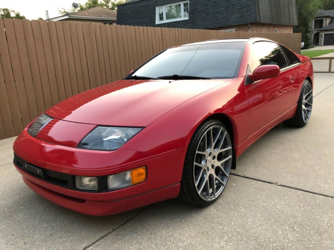 Loaded 1990 Nissan 300ZX hatchback 2 seater... Low miles, 5 speed Manual,T-Tops 1990 Nissan 300ZX