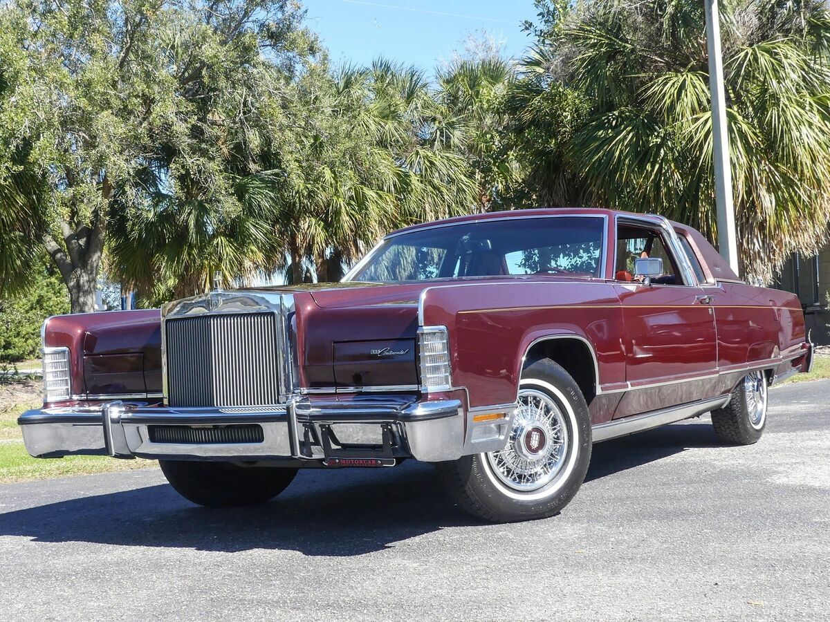 1977 Lincoln Continental Town Coupe - photo 8