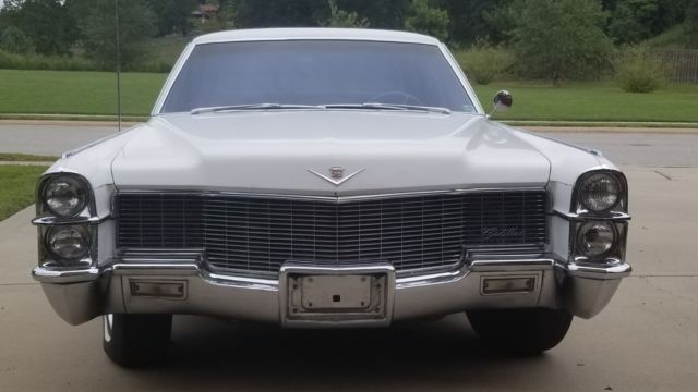1965 Cadillac DeVille - photo 2