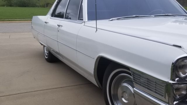 1965 Cadillac DeVille - photo 4