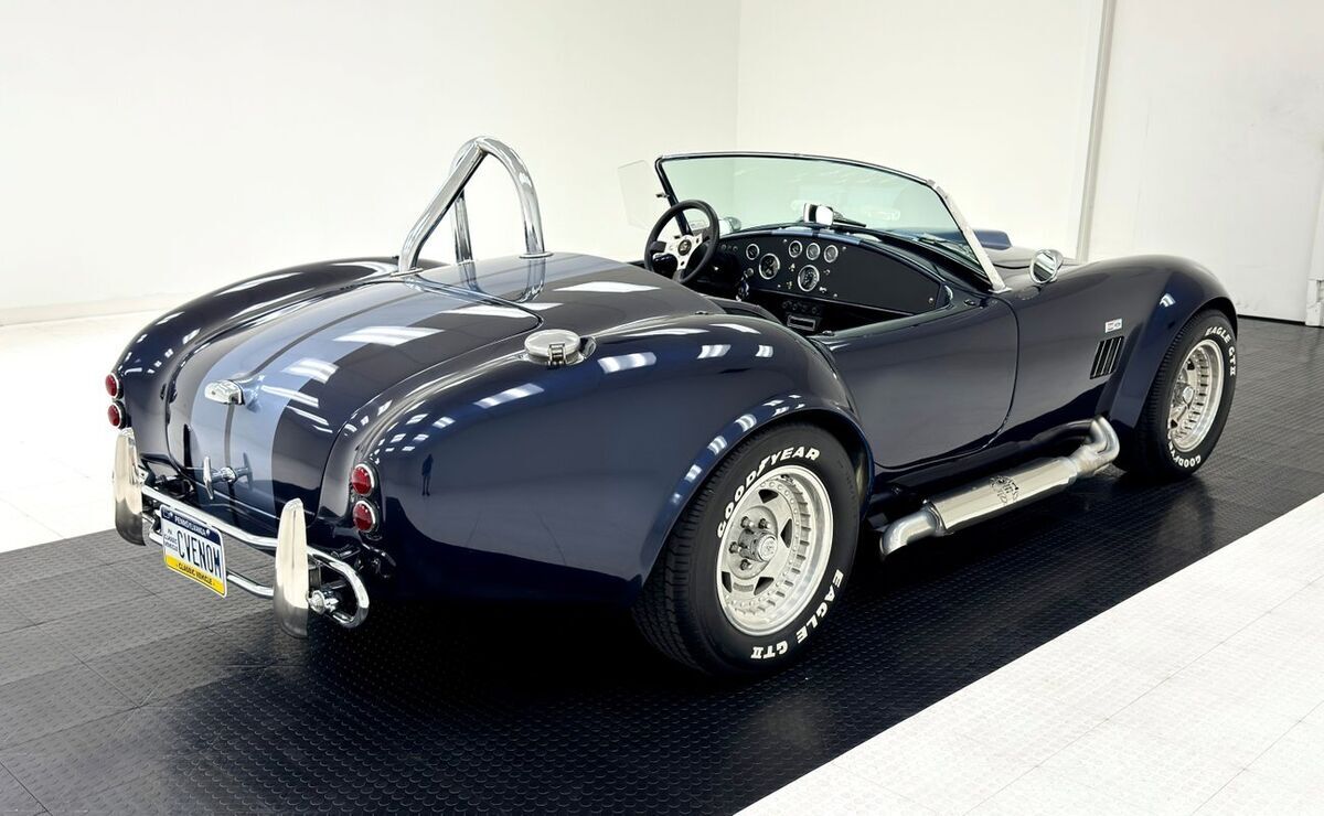 1966 Shelby Cobra Roadster - photo 5