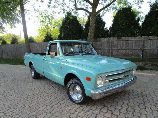 Long Bed 3spd floor trans 1968 Chevrolet C-10 Pickup