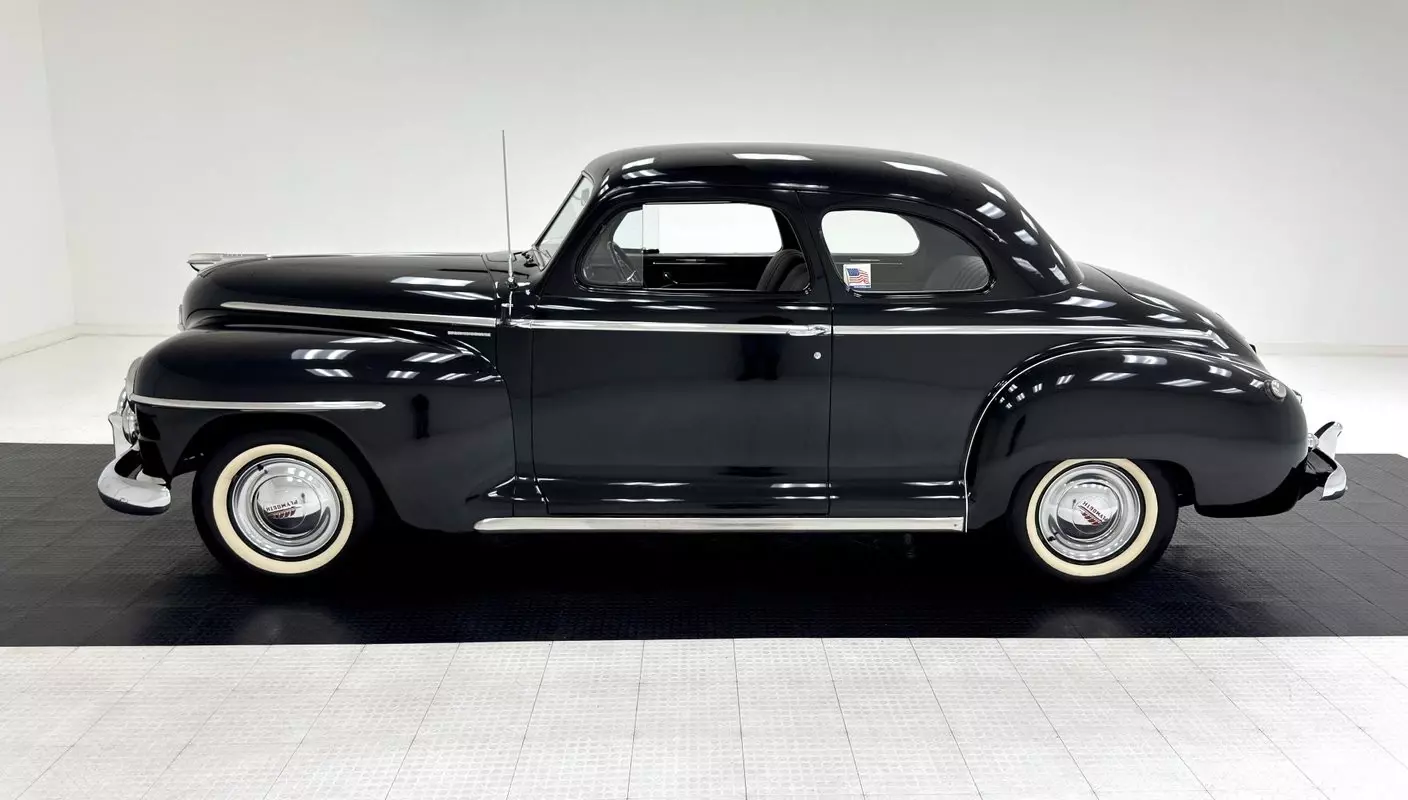 1948 Plymouth P15-C Special Deluxe Club Coupe - photo 2