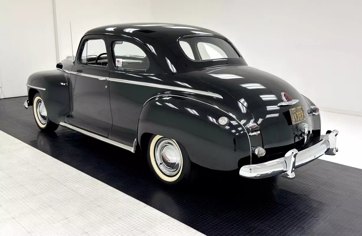 1948 Plymouth P15-C Special Deluxe Club Coupe - photo 3