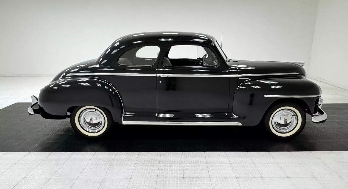 1948 Plymouth P15-C Special Deluxe Club Coupe - photo 6