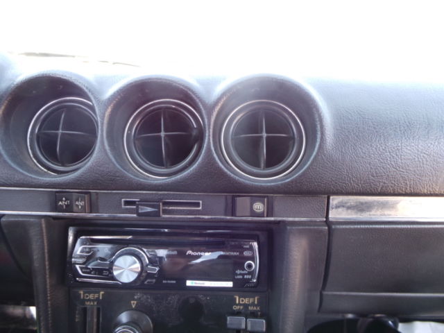 1976 Mercedes-Benz SL-Class - photo 9