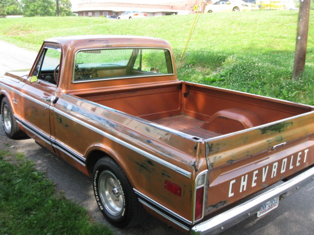 1970 Chevrolet C-10 Custom - photo 4